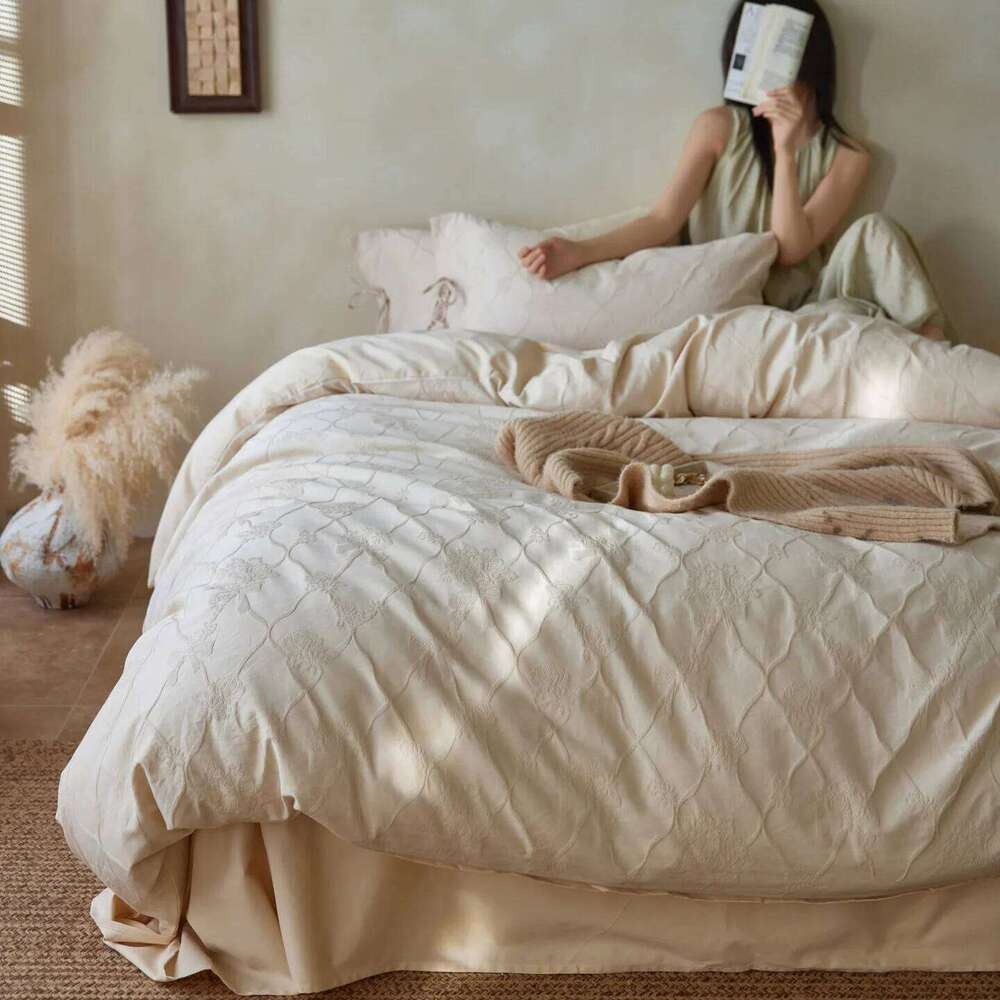 High-end light embossed jacquard thickened brushed four-piece warm bedding H260312