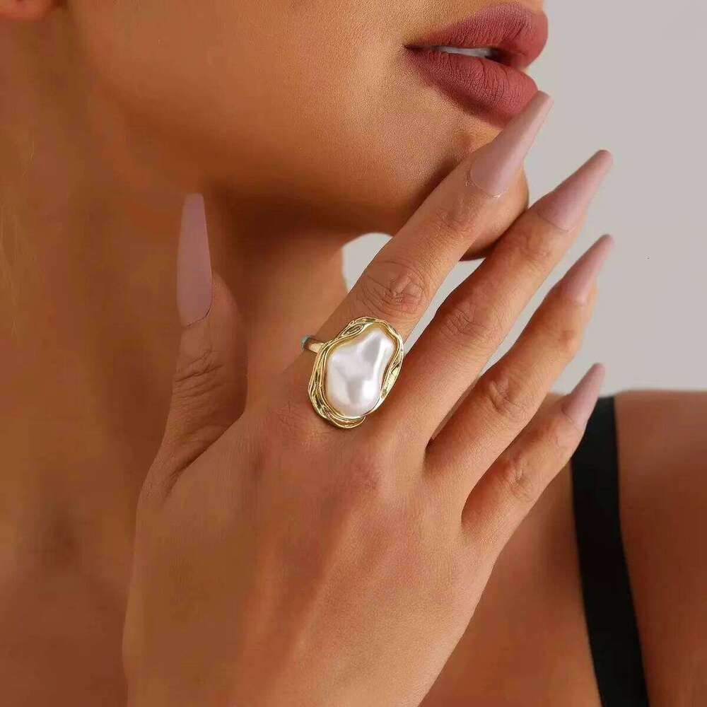 2025 Cross-Border Retro New Simple Rrregular Baroque Imitation Pearl Personality Ladies French Ring, Suitable For Charming Intel H260312