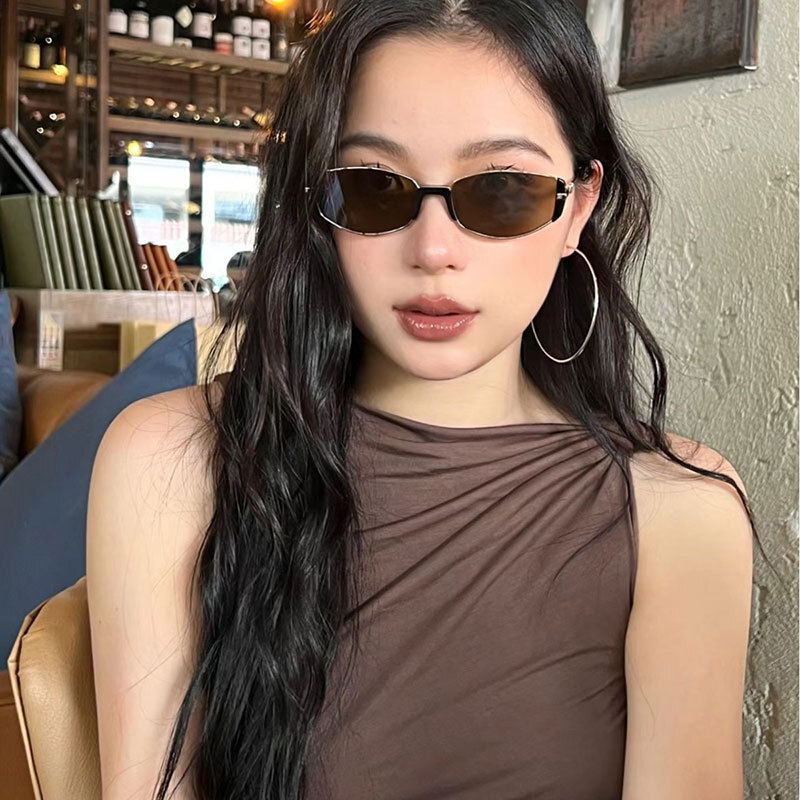 Narrow Frame Cat Eye Korean Style Irregular Modern Retro High-end Slimming Sunglasses for Square and Round Faces