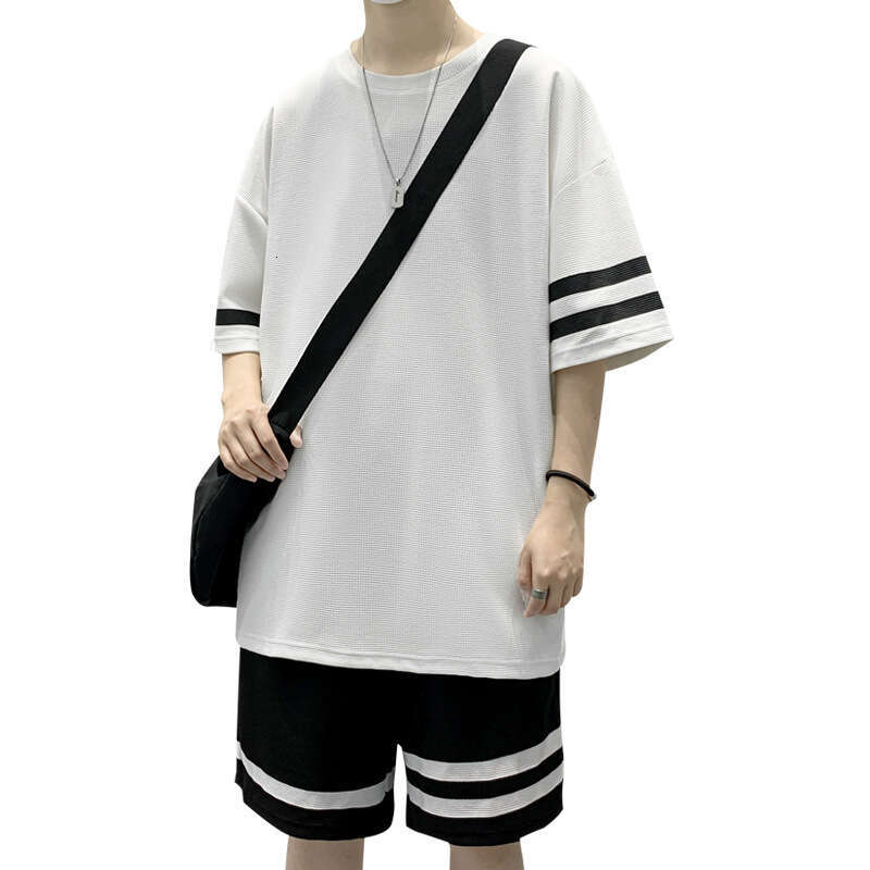 Loose Fit ort Sve Men's T-irt Set 300 Pou Summer Trendy f Sve Clothing Summer Casual Set Short sleeved top and shorts set