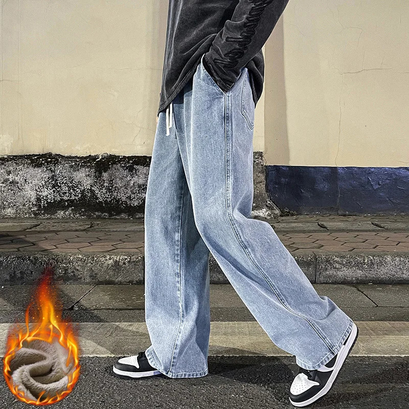 Mens Winter Fleece Loose Jeans Velvet Warm Elastic Waist Wide Leg Y2K Denim Pants Straight Comfortable Clothing 260228