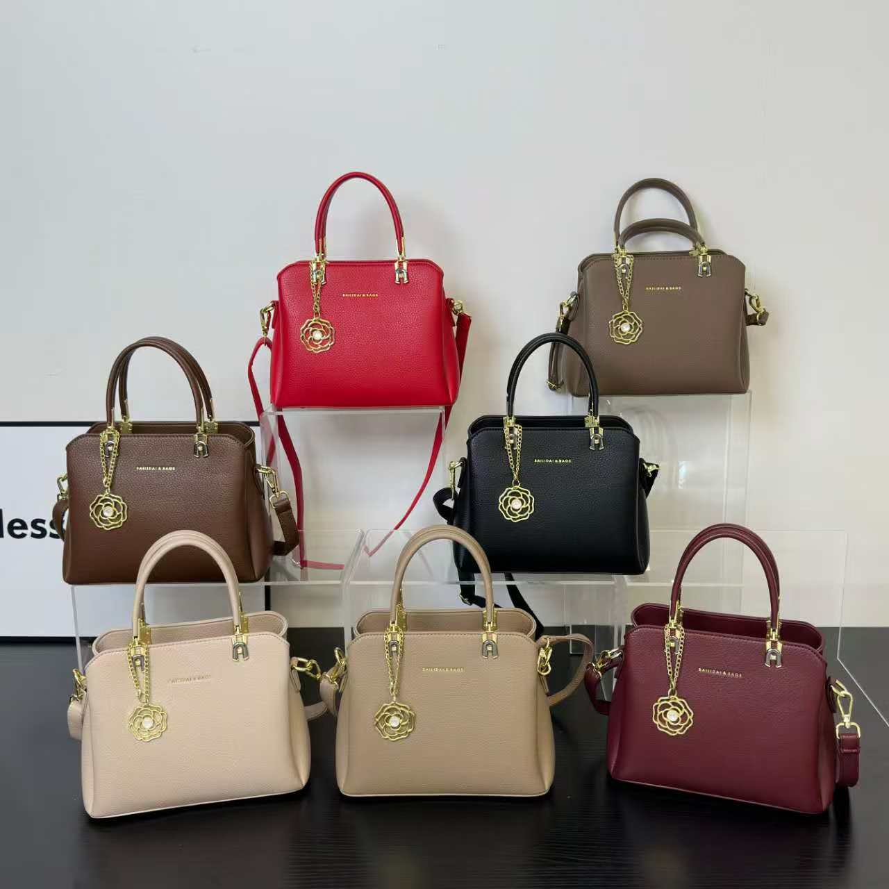 High-end handbag with shoulder strap and large capacity tote for women