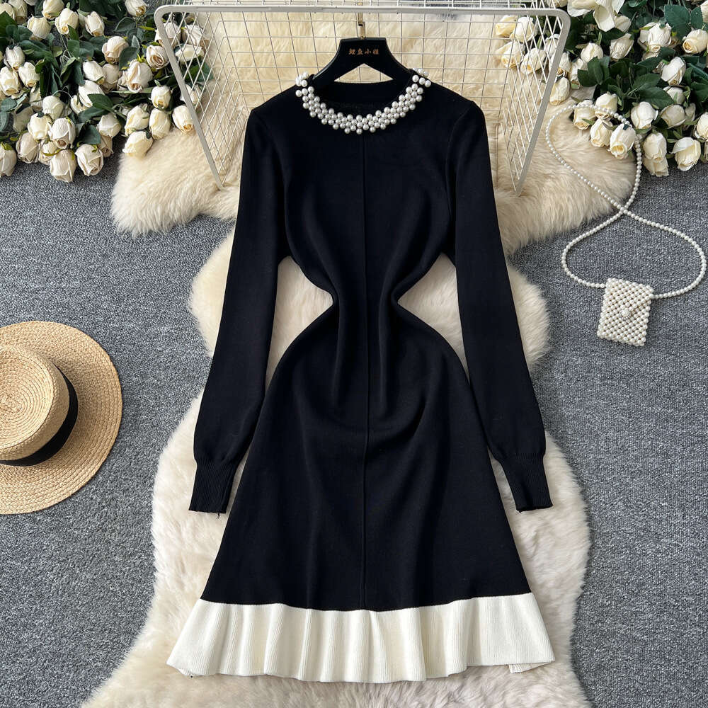 2026 French Elegant a21 High End Dress Round Neck Color blocked Ruffle Bottom and Waist Designer