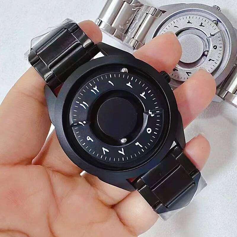 Personalized creative cool magnetic ball suspension man Arabic circular dial quartz watches relojes para hombre