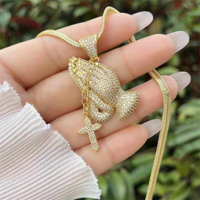 18K Gold Universal Moissanite VVS Grade Grim Reaper Religious Series Necklace - Classic Minimalist Style