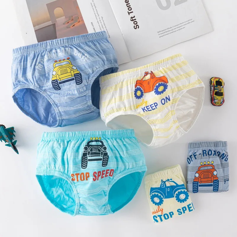 510Pcs Children Underwear Cotton Briefs For Boys Offroad Vehicle Cool Racing Car Pattern Soft Breathable Triangle Knickers 260311