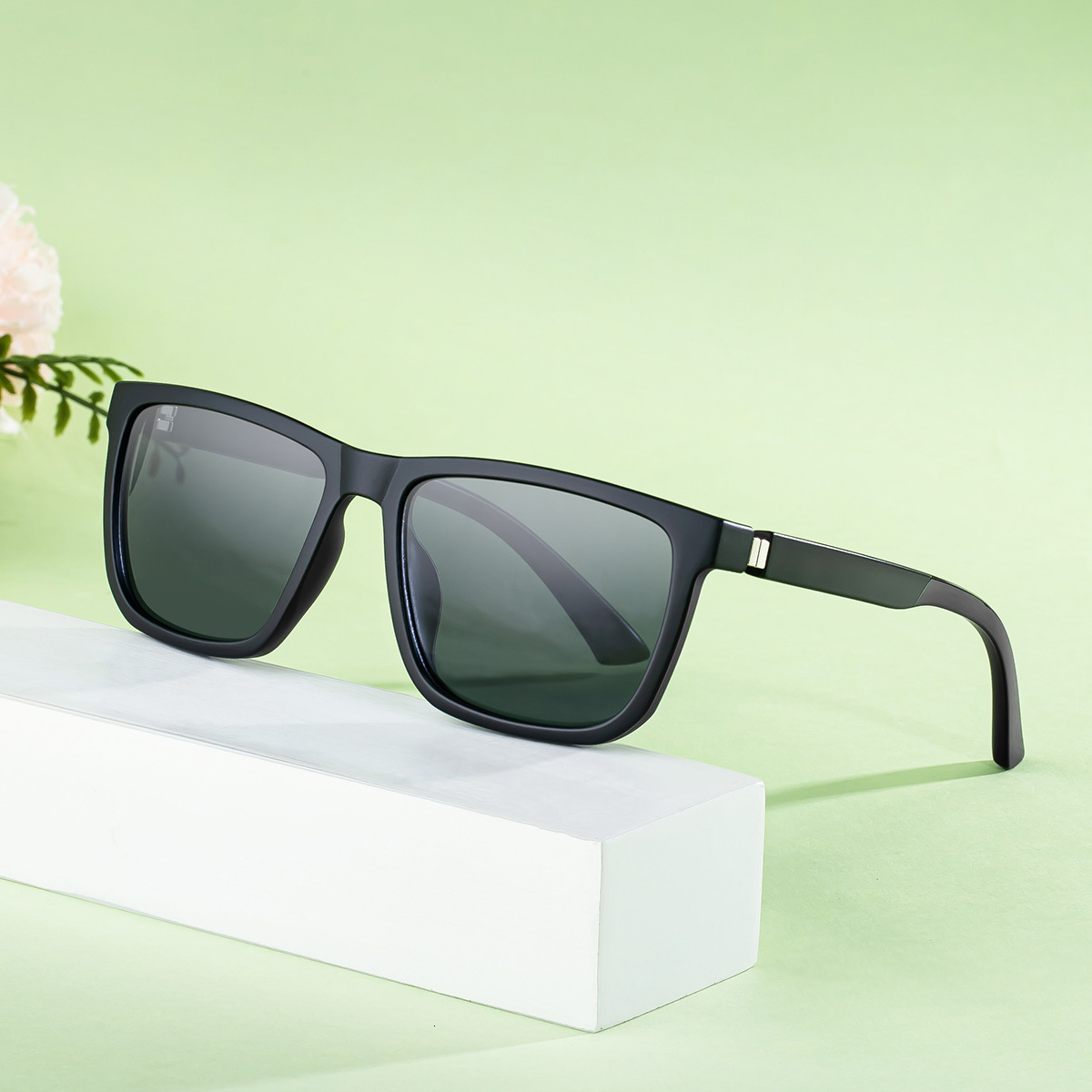 2026 New Fashion Square Polarized Men, Outdoor Driving, Fishing, Sun Protection Sunglasses for Men