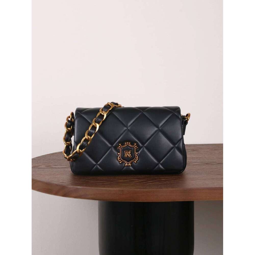 New Luxury Champagne Fashion Temperament Ladies Shoulder High Sense Soft Leather Rhombic Embroidered Commuter Chain Bag Joke