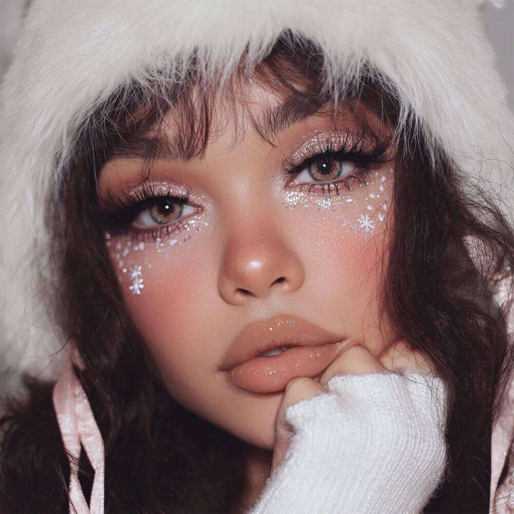 2pcs Bad Girl Glossy Set Strawberry Balm and Lip Gloss Combo Long-Lasting Hydrating Plump Lips Christmas W260311