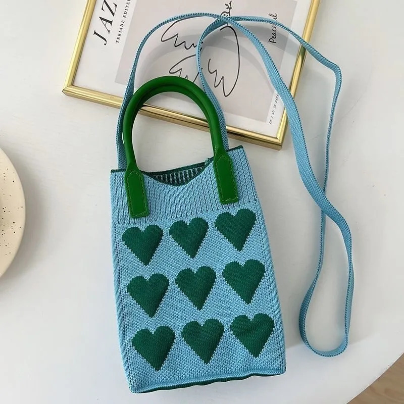 Korean Fashion Heart Knitted Mini Square Handbag for Women Small Mobile Phone Shoulder Bags Girls Cute Outdoor Crossbody 260227