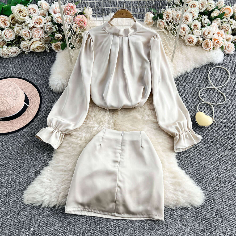 Designer socialite high-end A12 two-piece set for women 2026 new French bow satin shirt Rhinestone skirt