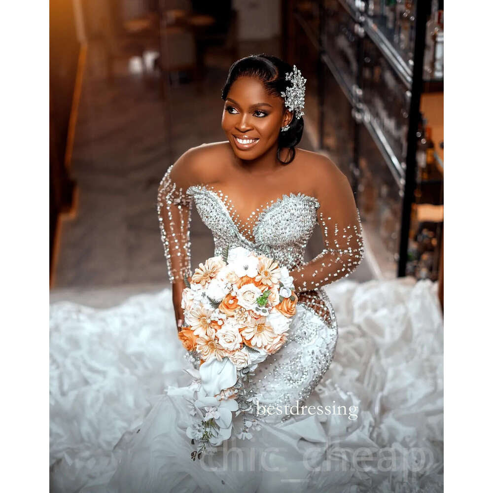 Aso Arabic Ebi Plus Size White Urious Mermaid Wedding Dress Crystals Beaded Tiers Organza Bridal Gowns Dresses ZJ Es B0313