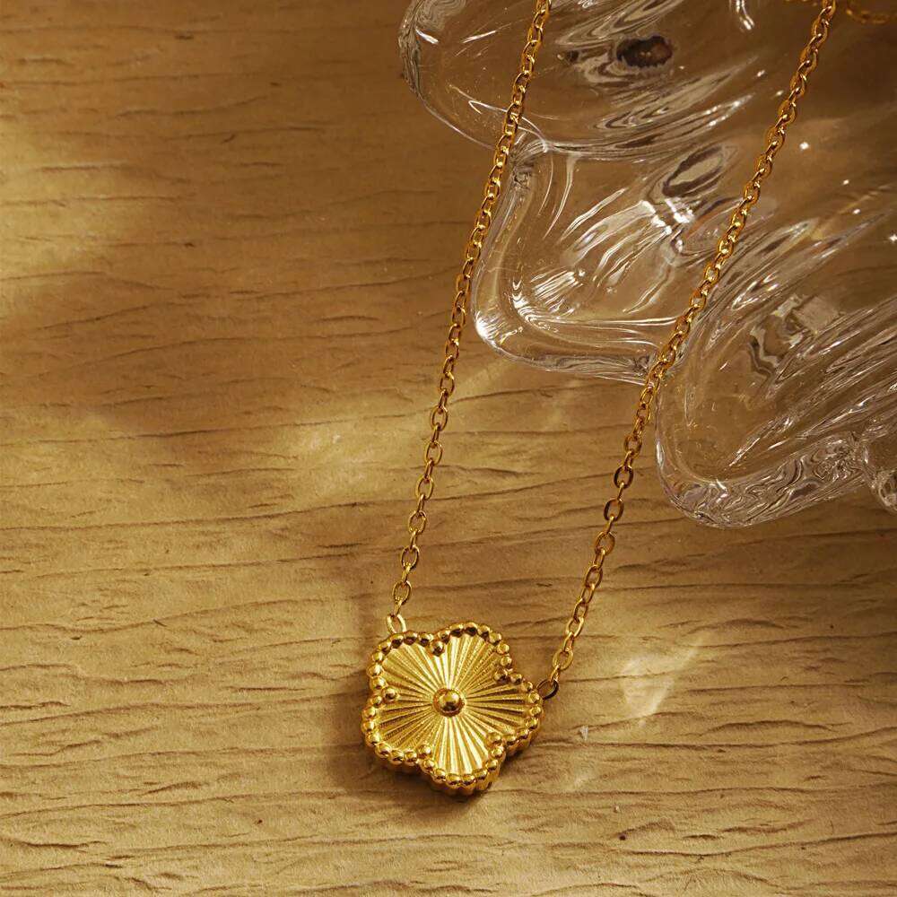 Fashion Stainless Steel Five Cr Necklace Pendant Women Flower Jewelry Gift For Him H260312