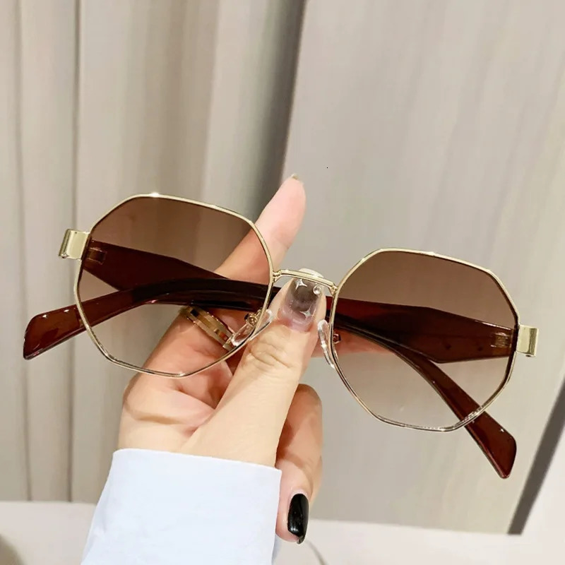 Retro Sunglasse Fashion Polygonal Metal Frame Sunglasses Men Decorative Sun Glasses Uv400 260312