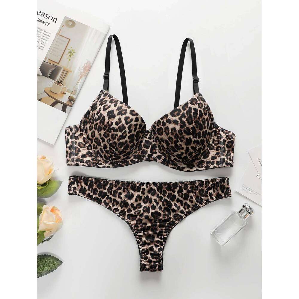 Women's sexy leopard print with steel ring gathering push up bra comfortable close fitting lingerie set B2087