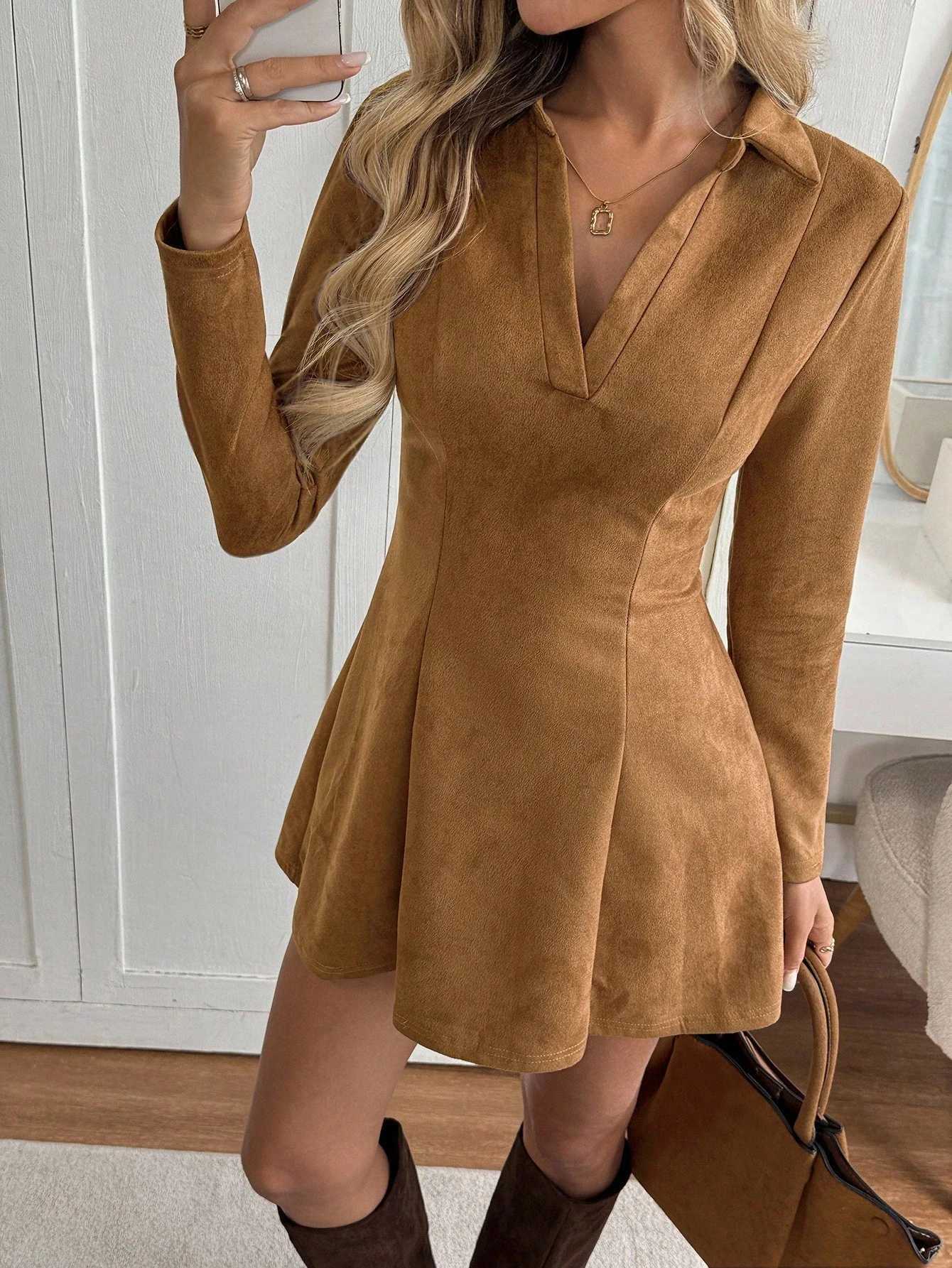 2025 New Arrival Womens Camel Suede Collared V-Neck Long Sleeve Slim A-Line Mini Dress Autumn Winter Daily Date OfficeT260314
