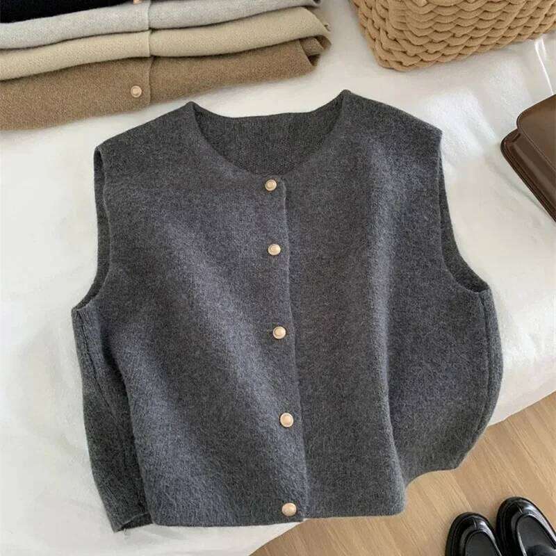 Fashion 2026 Soft Chic Preppy Style Wild Elegant Lady Waistcoat Knitted Vintage Women Autumn Winter Sweater Vests