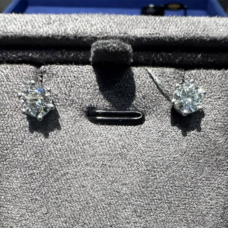 VOAINO Cvd Diamond Earrings 18k White Gold Diamond Stud Earrings for Women