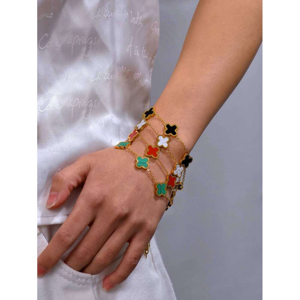 Fashionable and Elegant 18K Gold-Plated Stainless Steel Four-Leaf Clover Bracelet with Mother-of-Pearl Single-Sided Design Z260313