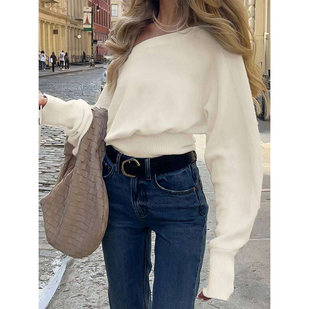 Autumn Winter New Solid Off-Shoulder Sweater Slash Neck Long Sleeve Knitted Pullovers Fashionable Commuting Versatile Short Top Z260313