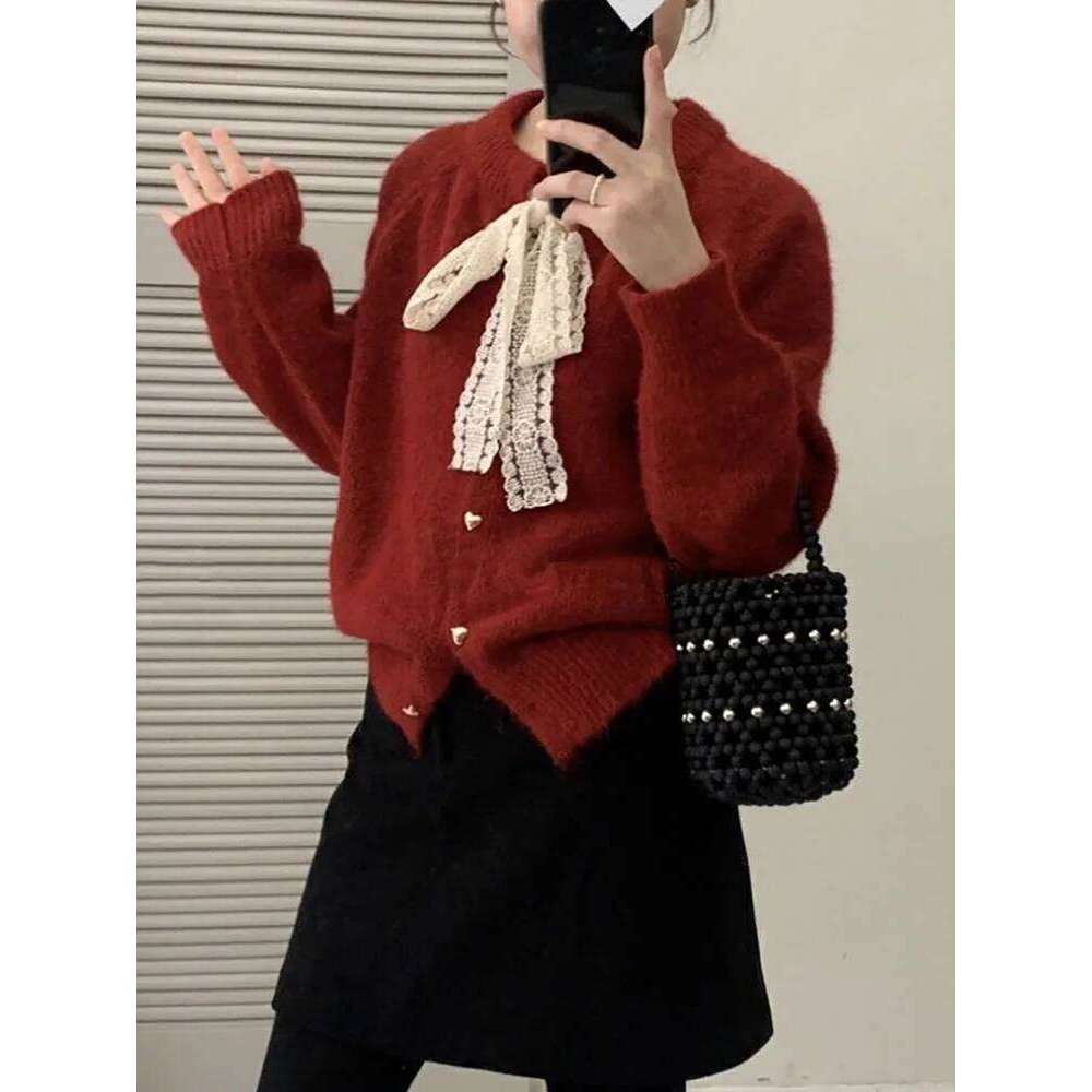 Korean Sweet Lace Bow Round Neck Sweater Cardigan Women's Autumn Winter Loose Heart Button Knitted Coat 2025 New Fashion Z260313