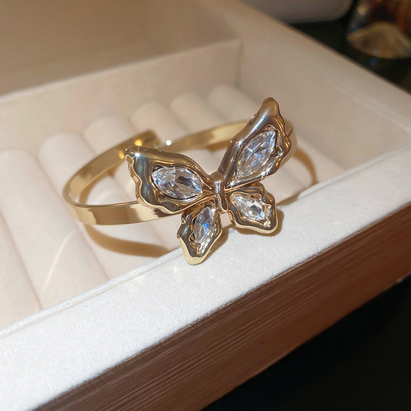 Gold-Plated Diamond-Studded Letter Open Bangle Niche Versatile Wrist Accessory Luxury-Inspired Premium Quality Women's Holiday Gift Ladies' 