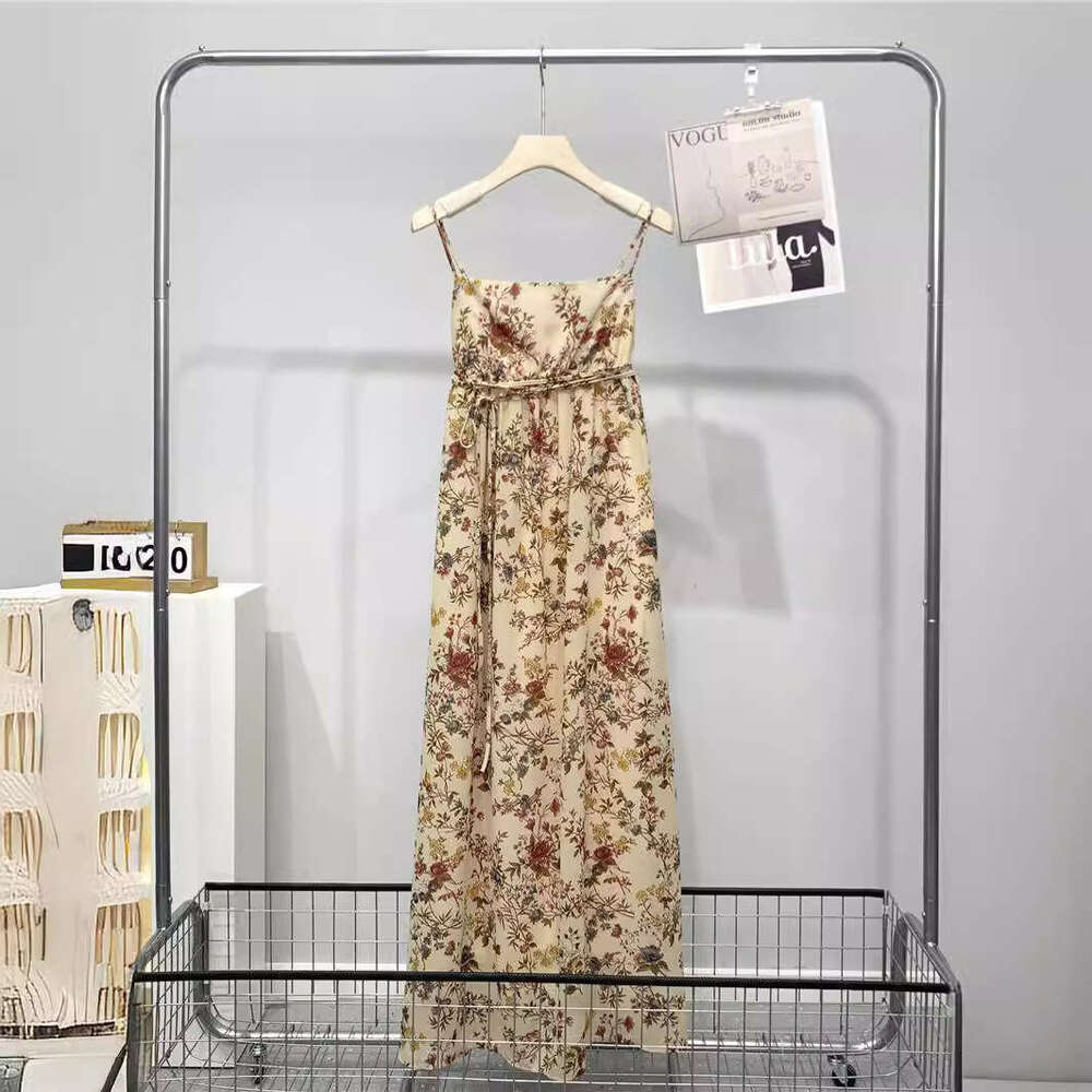 2026 Spring and Summer New Designer French Fashion Retro Long Flower Strap Skirt for Women
