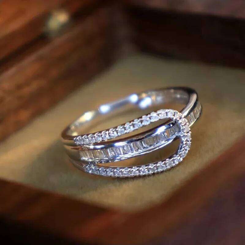 Huitan Trendy Women Geometric Fashion Design Cubic Zirconia Rings for Engagement Wedding Silver Color Jewelry H260312