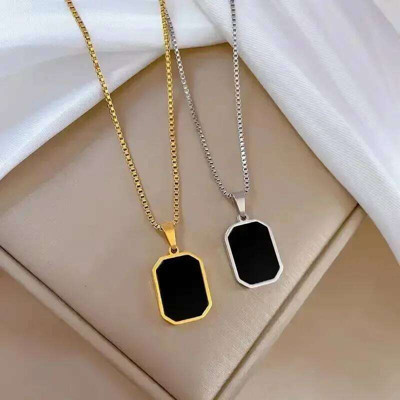 New Minimalist Rectangular Pendant Necklaces For Women Men Korean Black Epoxy Long Gold Color Metal Birthday Daily Gifts Jewelry H260312