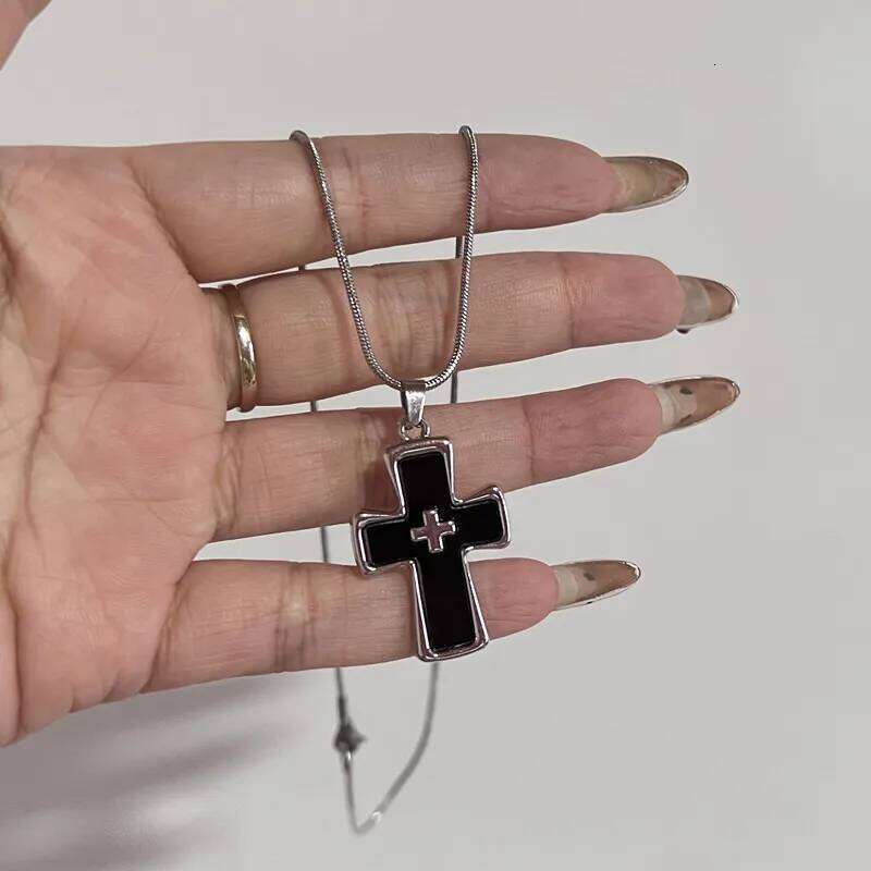 Y2K Cross Necklace With Ins Dark Gothic Punk Niche Design Unique And Spicy Style H260312