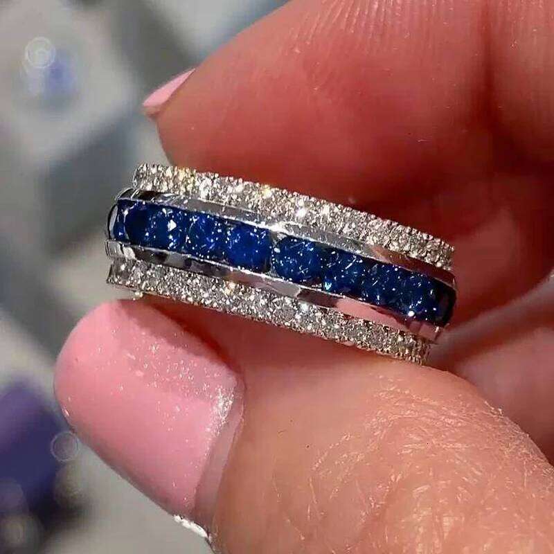 Huitan Fashion Blue White Cubic Zirconia Finger Ring Lady Engagement Accessories Modern Trendy Wedding Band Jewelry for Women H260312