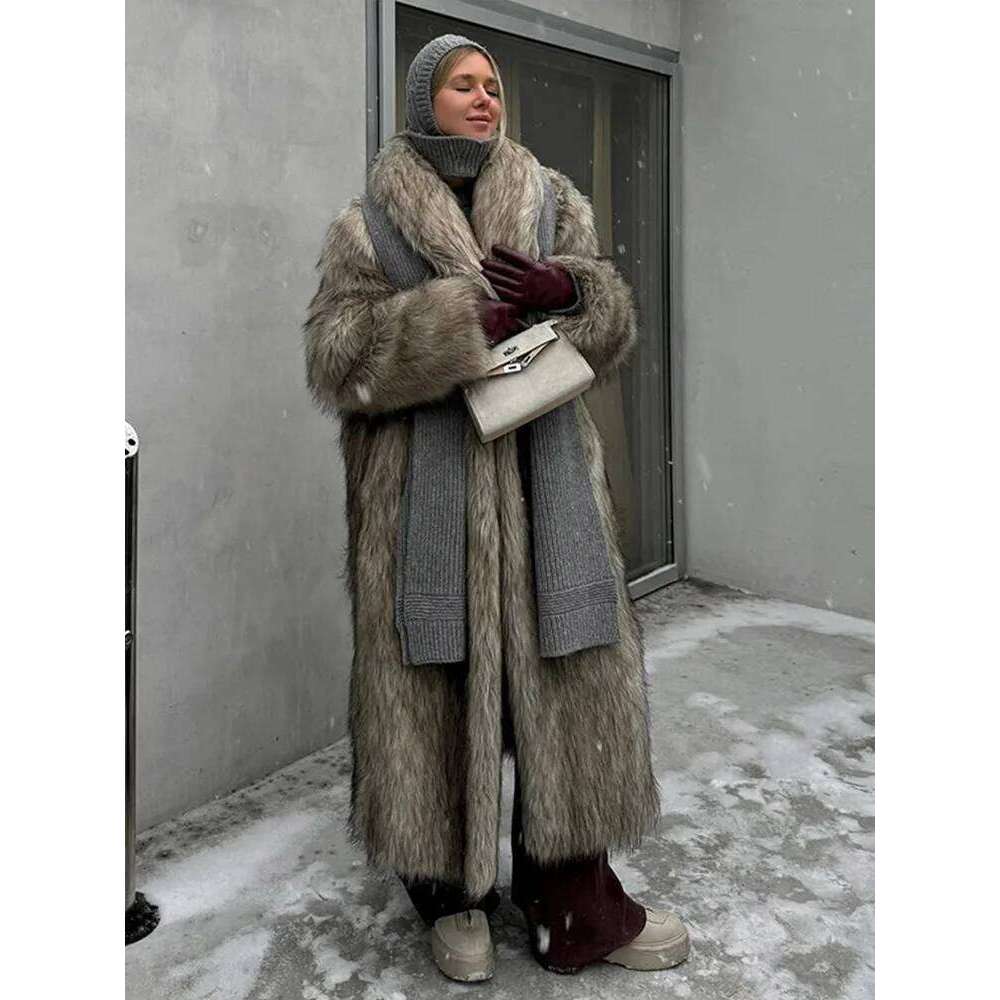 Luxury Women's Fluffy Long Faux Fur Coat Street Laple Full Sleeve Female Plush Overcoat Winter Lady Loose Thicken Outwear 2025 Z260313