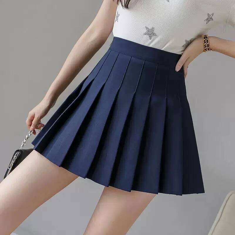 2025 pleated skirt for women in spring and autumn, winter, small checkered skirt, high waist, slimming effect, plus size Z260314