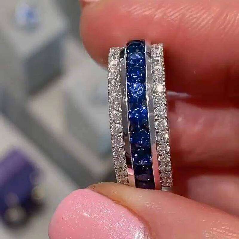 Huitan Fashion Blue White Cubic Zirconia Finger Ring Lady Engagement Accessories Modern Trendy Wedding Band Jewelry for Women H260312