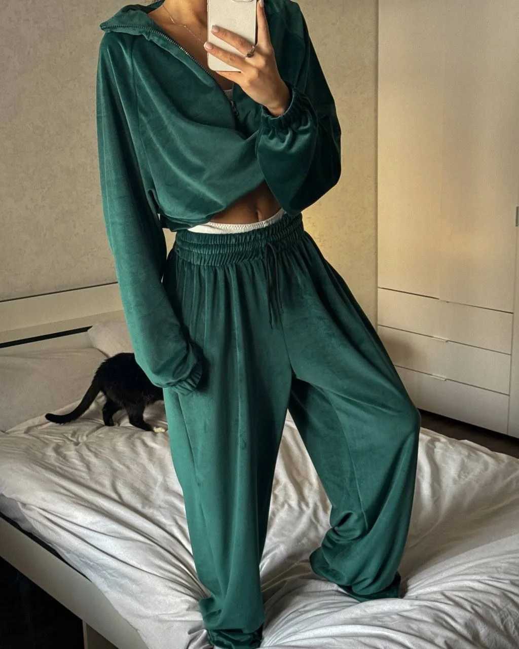 New casual womens set Solid color long-sleeved zipper cardigan tight-fitting sport pants long pants womens clothing M260313