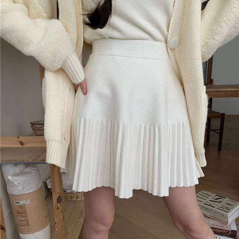 Autumn Pleated Women Mini Korean Sweet Knitted Slim Female Skirts New Preppy Style Elastic Waist Ladies Casual Skirt InsI Z260314