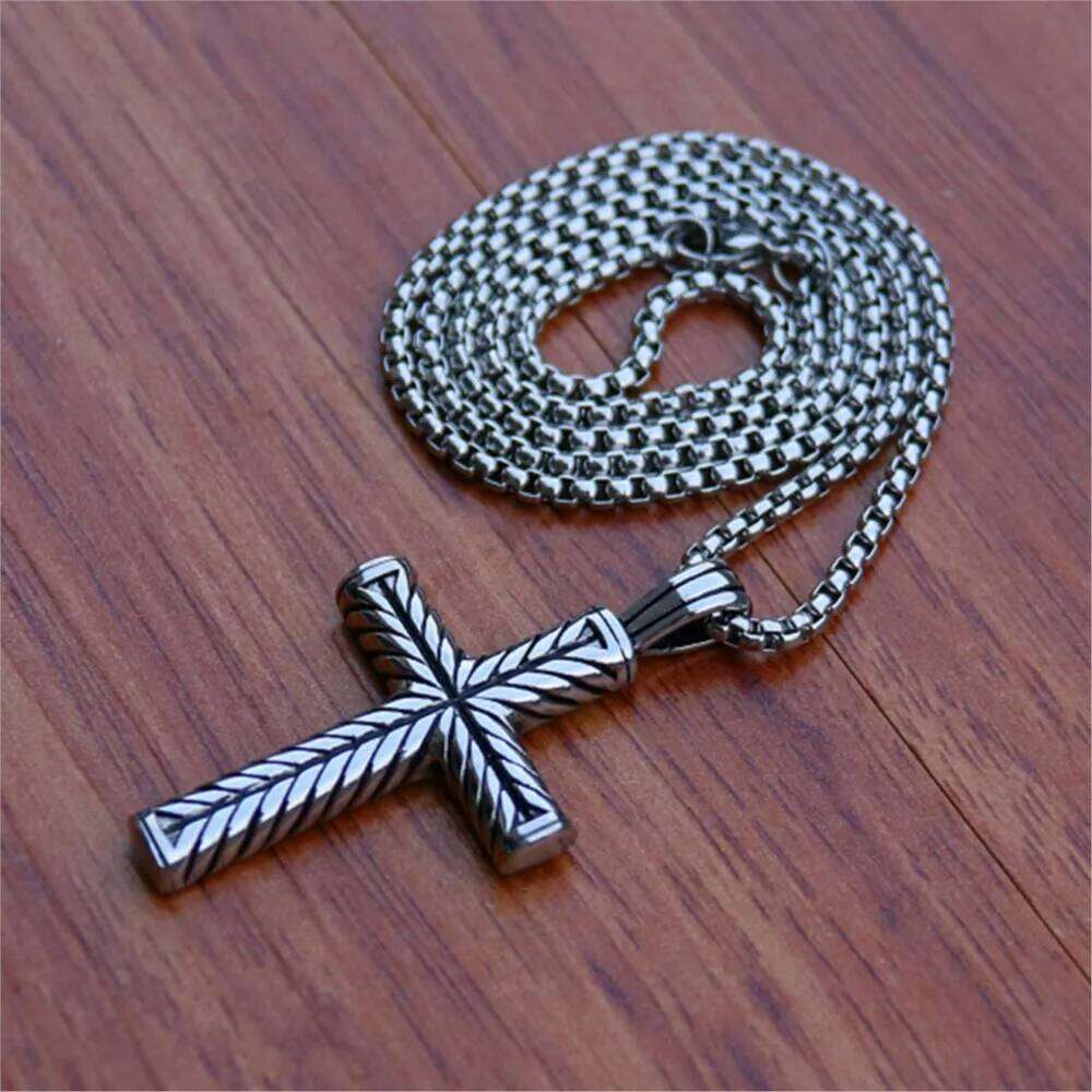 Twisted Pattern Cross Pendant Necklace Retro Simple Stainless Steel Chain Silver Color Hip Hop Jewelry Gifts For Women Men H260312