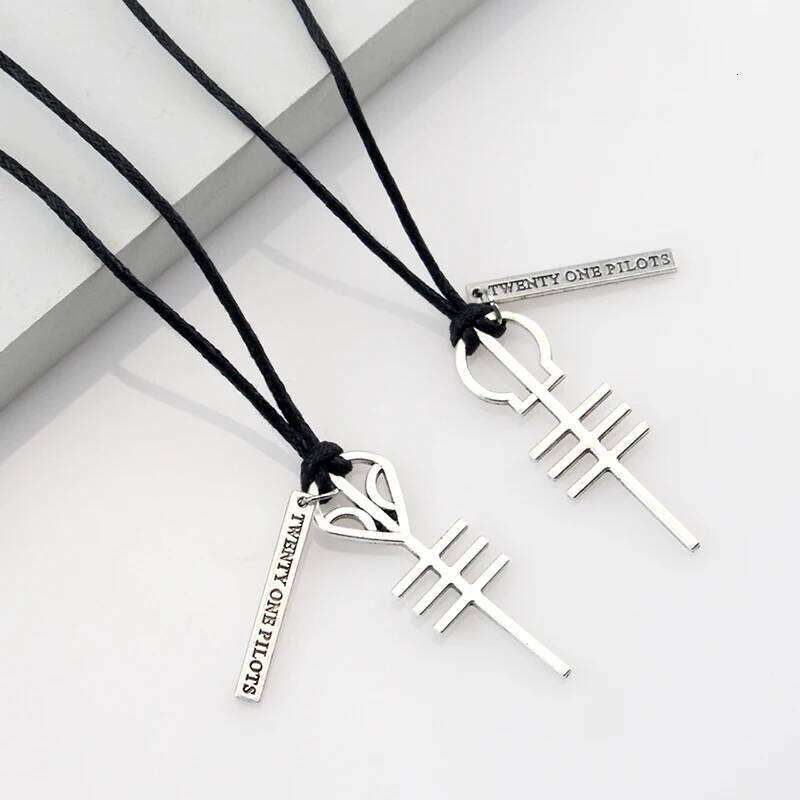 Twenty One Rock Band Necklaces & Pendants Cord BFF Best Friends Skeleton Necklace Punk Men Women Music Hip Hop Jewelry H260312