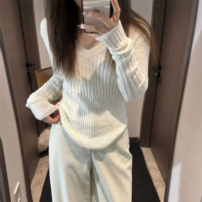 Pullovers Women V-neck Knitted Tender Skin-friendly Slimming Sweater Basic Inner Solid Causal All-match Tops Korean Style Autumn Z260313