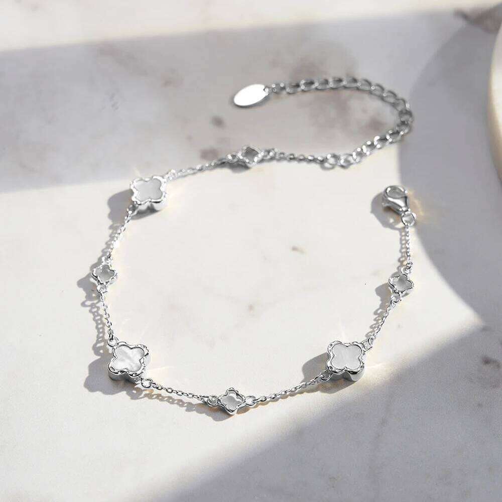 EFFIE QUEEN Chic 925 Sterling Silver White Shell Four-Leaf Clover Bracelet Lucky Symbol Romantic Gift for Casual Wearing GMB68 Z260313