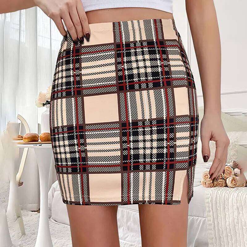 Plaid Sexy Micro Offiece Red Green Elegant Pencil Mini Skirts Streetwear High Waist Lady Short Skirt for Women Z260314