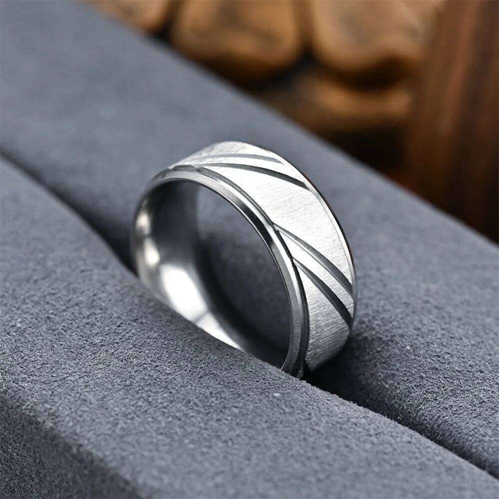 2024 New Hot Selling Stainless Steel Slash Couple Rings For Women Men Jewelry Accessories Wholesale Size 7-12 H260312