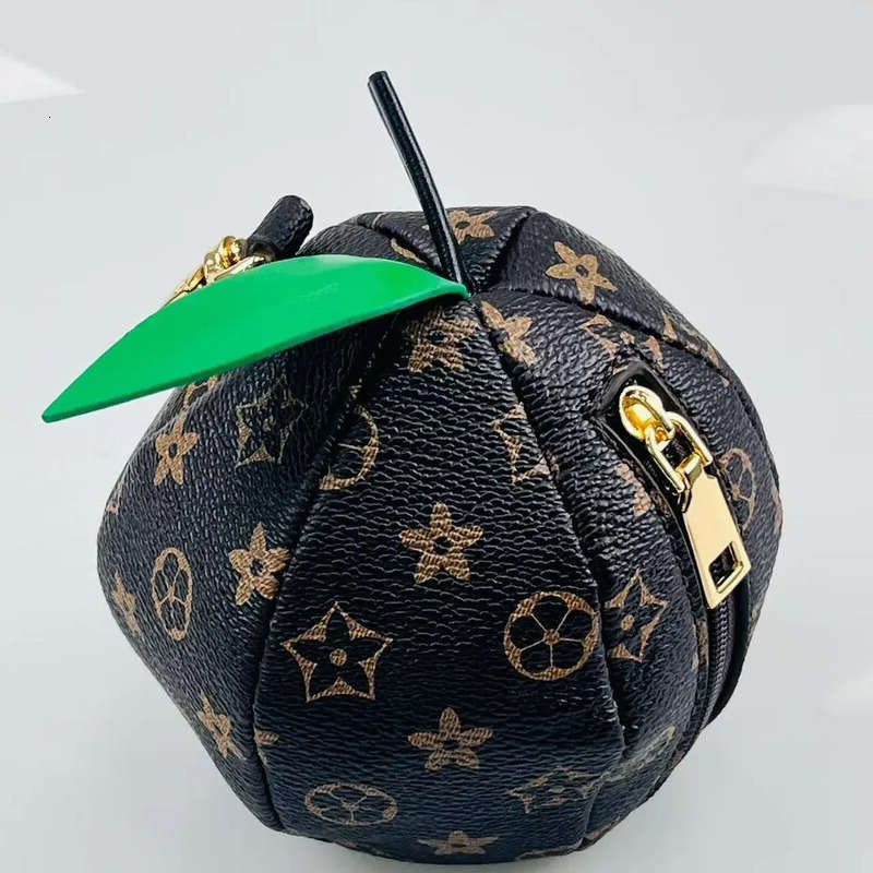 Creative Designer Orange Shell Keychain Mini Bag Coin Purse Earphone Case Portable Gift Accessory