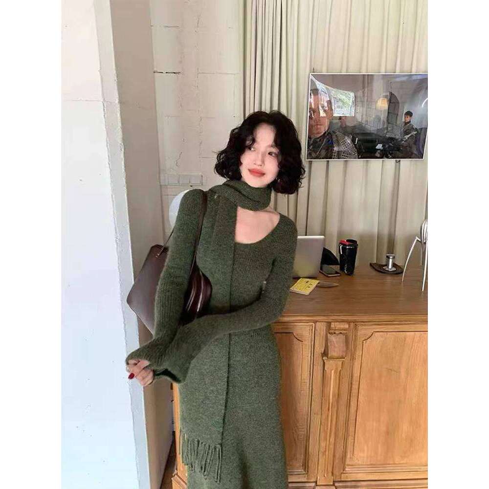 Vintage Knitted Midi Y2K Autumn Slim with Scarf Long Sleeve Dress Korean Streetwear Chic All Match Female Vestidos Z260313