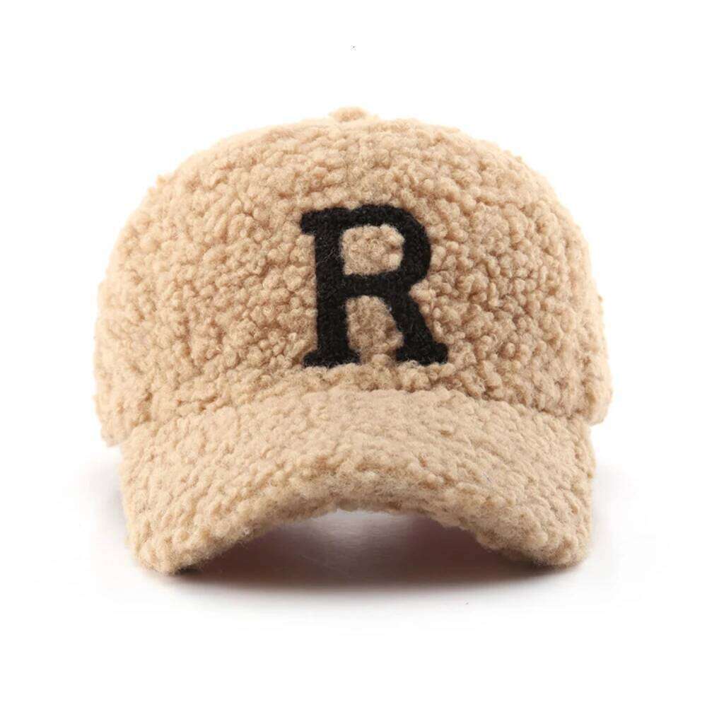 FS Warm Winter Baseball Hat For Men Outdoor Windproof Thick Women Lambswool Caps Stylish Khaki Pink Letter Hip Hop Cap Bone 2025 Z260313