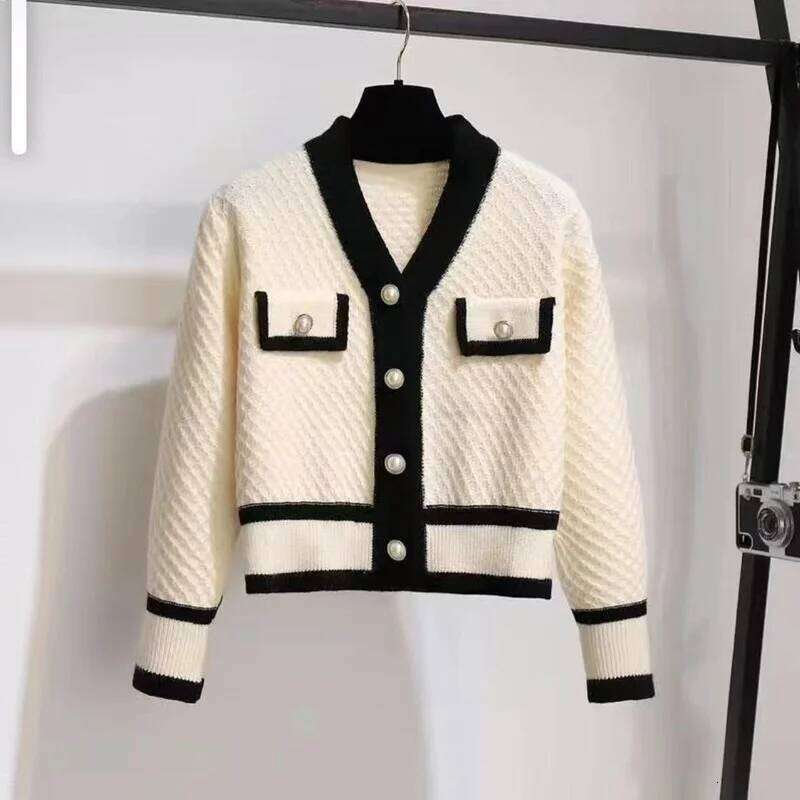 Autumn And Winter Color-blocking Knitted Women Cardigan Long-sleeved V-neck Short 2023 New Coat Fashion All-match Top Z260313