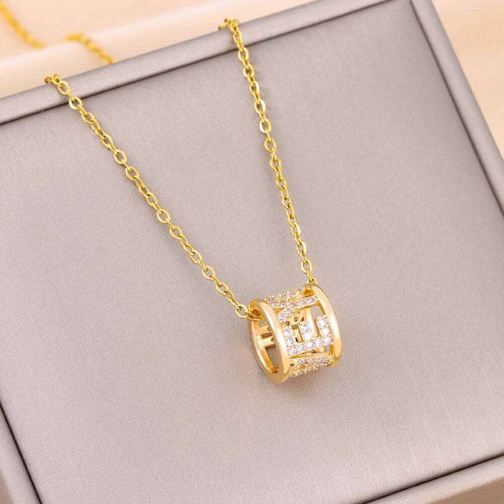 New In Sweet Sexy Geometric Cylinder Letters Pendant Stainless Steel Necklaces For Women Trendy Ladies Neck Chain Jewelry H260312