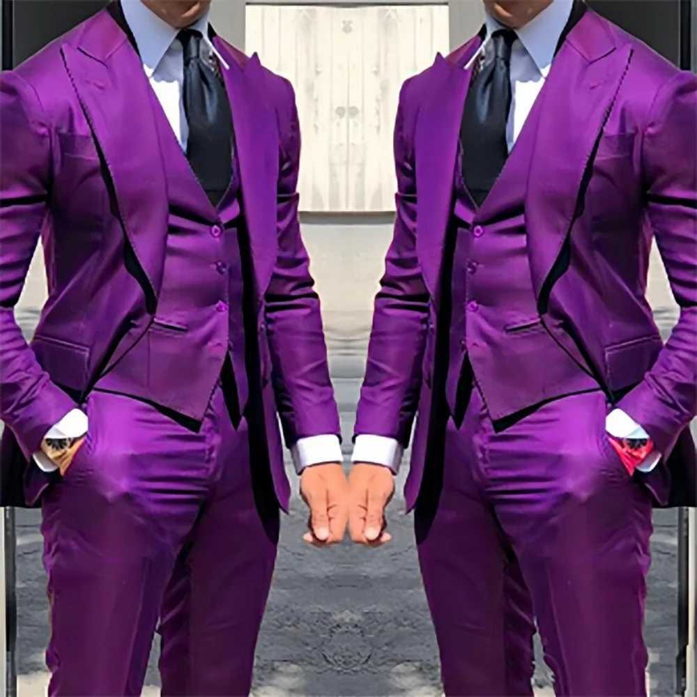Formal 3PCS Men Tuxedos Fashion Blazer Vest Pants Business Men Suits Peaked Lapel Blazer Suits for Party Wedding Groom Tuxedos M260313