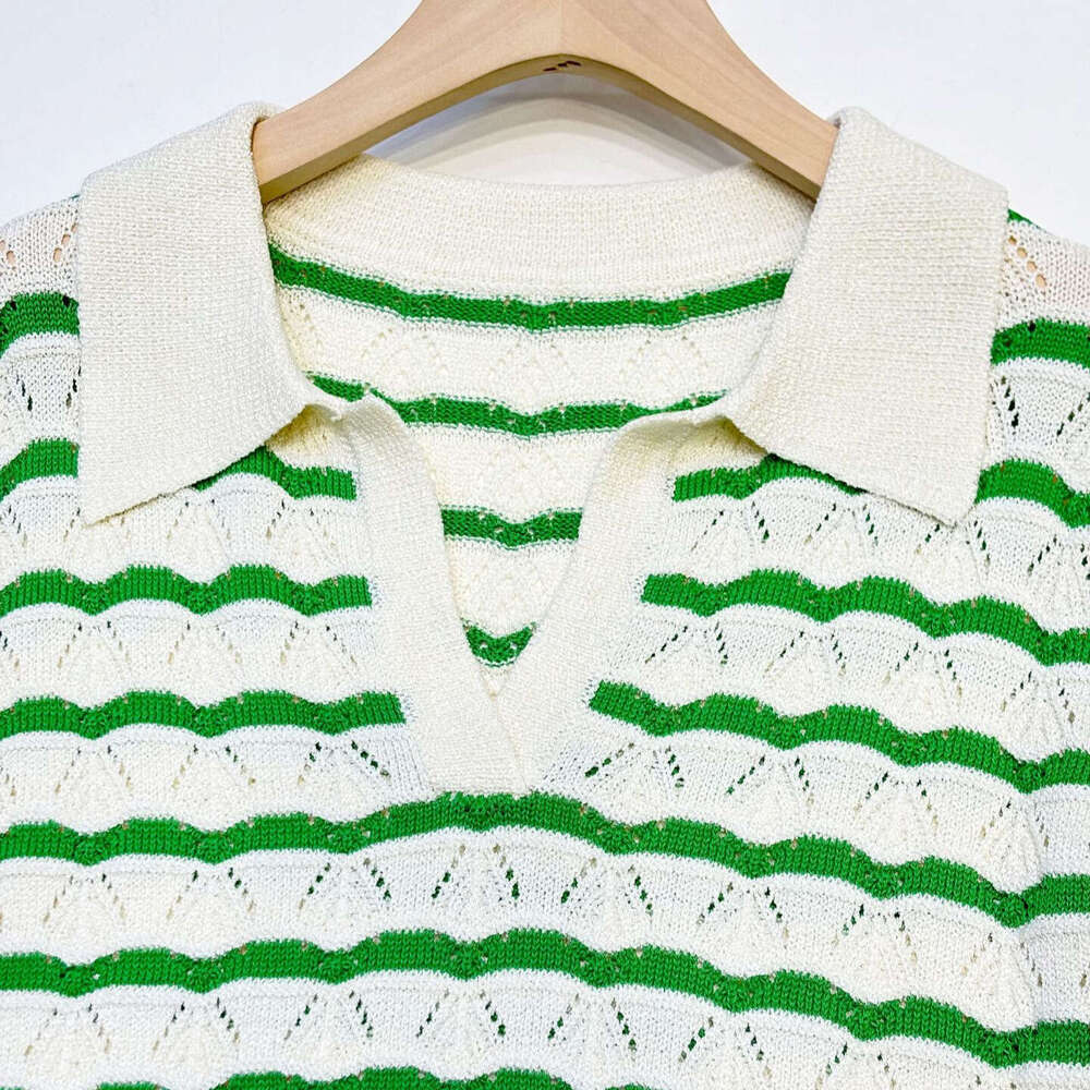 2026 French women's spring new style fresh and elegant lapel hollow striped short sleeved knitted pullover