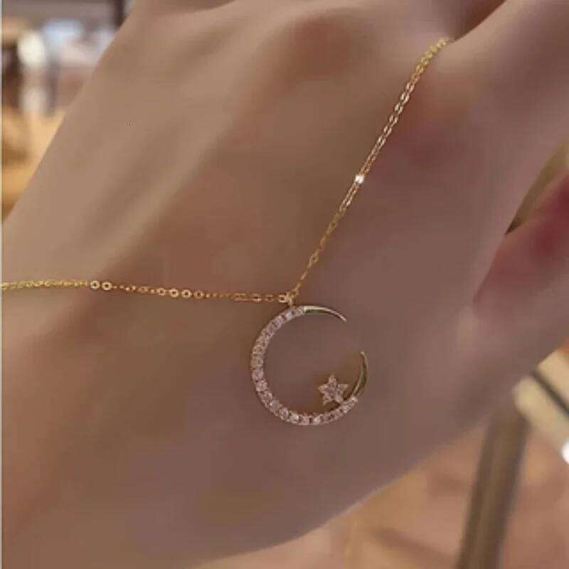 Shiny Star Moon Pendant Necklace, Women's Sparkling Exquisite Clavicle Chain, Unique Design Jewelry Gift for Girlfriend H260312